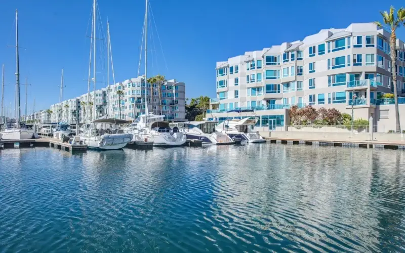 Jeff Brown Yachts Marina del Rey